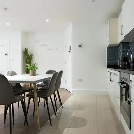 Imperial Liverpool Street Apartments London Exterior photo