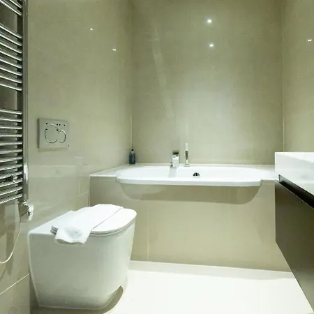 Imperial Liverpool Street Apartments London Exterior photo